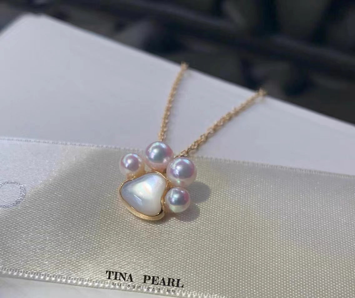 TINA Jewelry Aurora Akoya Pearl +18K gold Cute Cat Claw Pearl Pendant, pearl size about 4-4.5mm.(Inclusion chain)