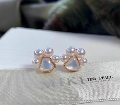 TINA Jewelry Aurora Akoya Pearl +18K gold Cute Cat Claw Pearl Pendant, pearl size about 4-4.5mm.(Inclusion chain)